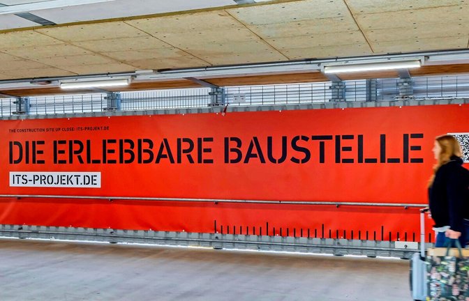 Der Fußgängertunnel zum Hauptbahnhof Stuttgart trägt längst den Beinamen „Fernwanderweg“.<span class='image-autor'>Foto: imago/Arnulf Hettrich</span>