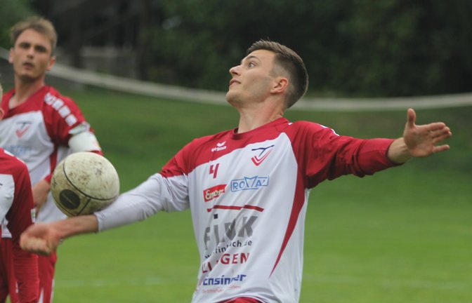 Wenn Johannes Jungclaussen trotz seiner Schulterprobleme spielen kann, wird sich der Hauptangreifer des TV Vaihingen wohl auf den defensiven Part seiner Position beschränken müssen. <span class='image-autor'>Foto: Nachreiner</span>