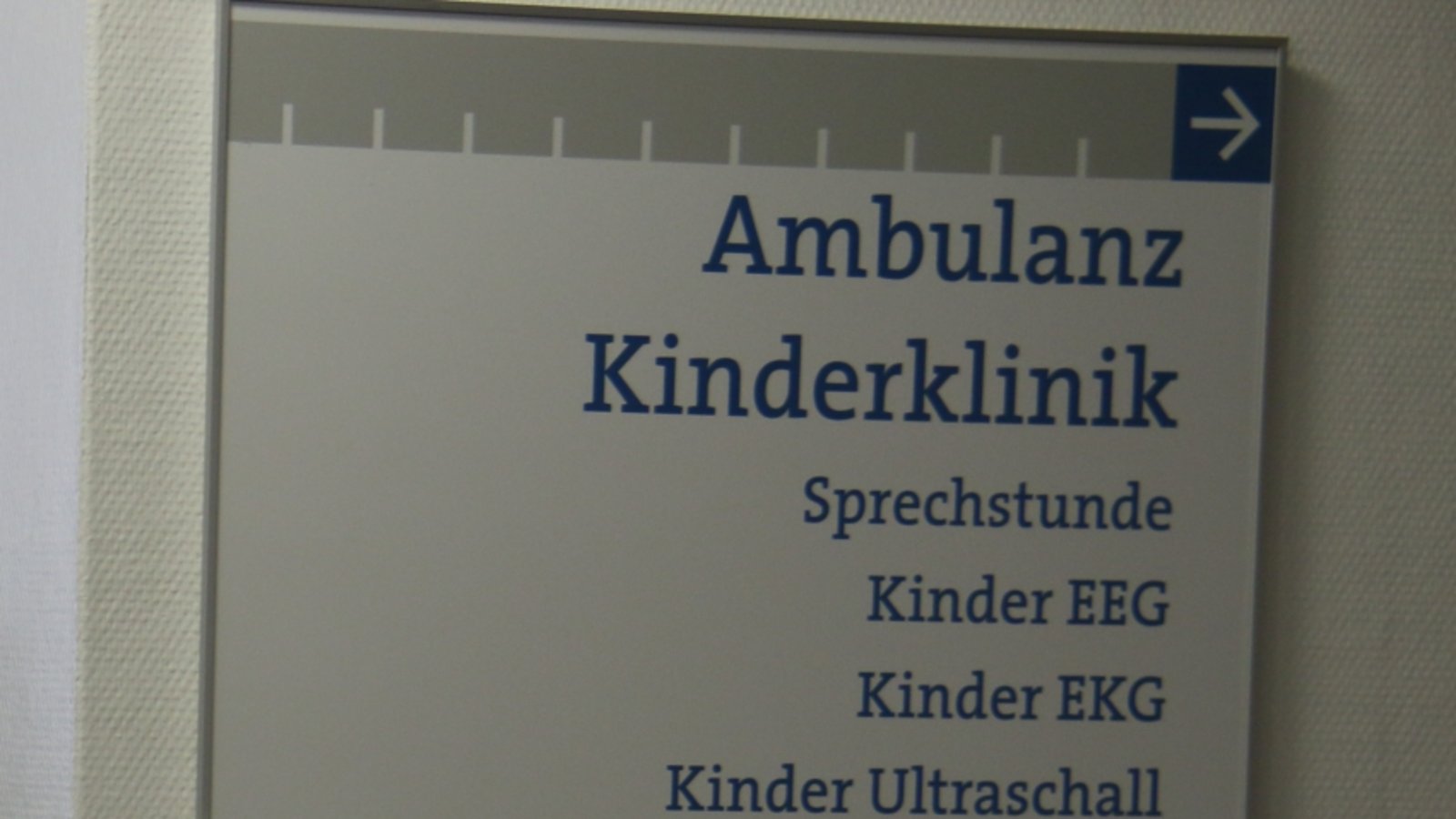 Hier geht es zur Ambulanz. Kinder mit Herzproblemen werden hier von Dr. Porsche behandelt. Hier geht es zur Ambulanz. Kinder mit Herzproblemen werden hier von Dr. Porsche behandelt.