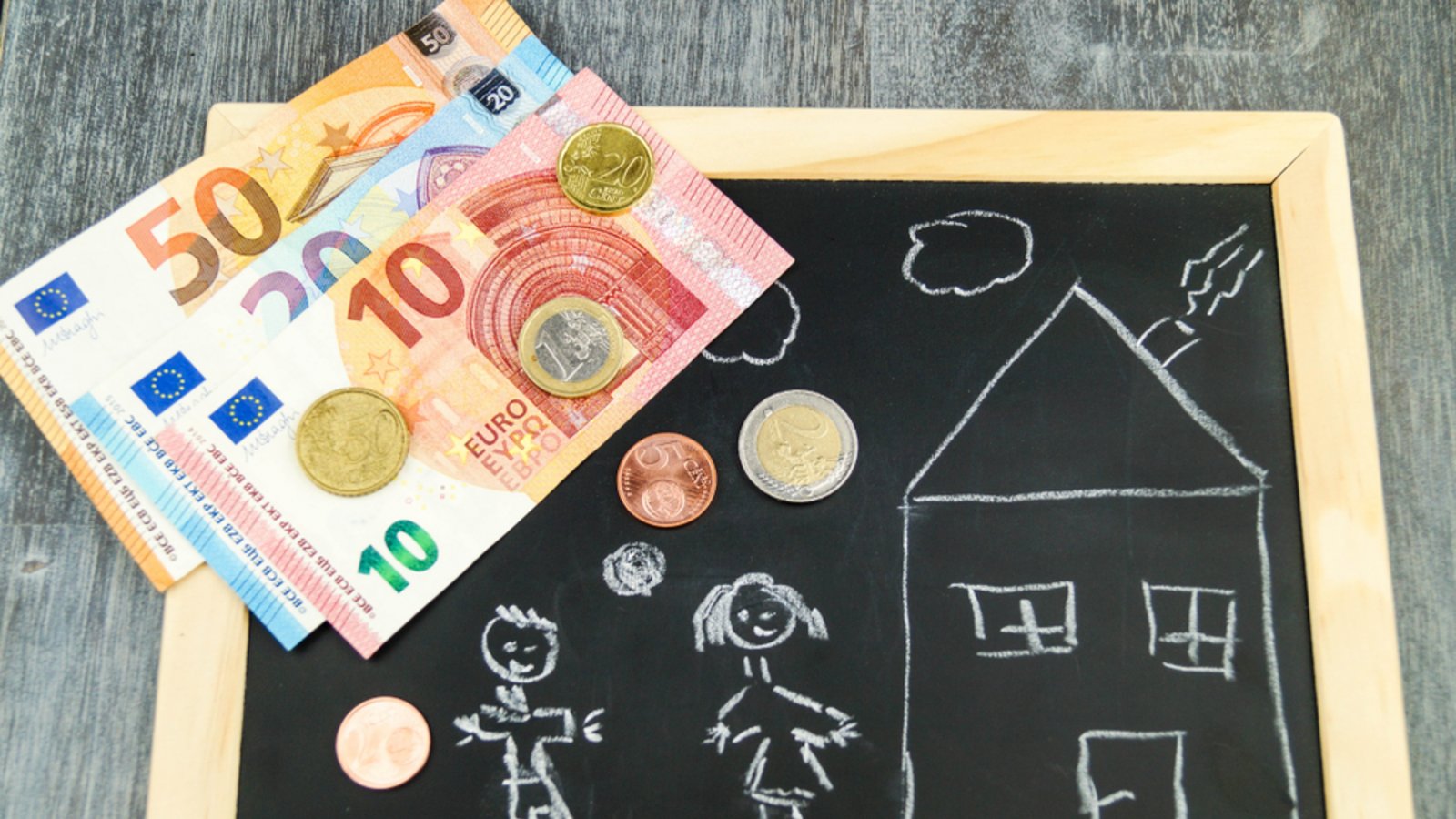 Das sind die Termine für den April.Foto: Steidi / shutterstock.com Das sind die Termine für den April.Foto: Steidi / shutterstock.com