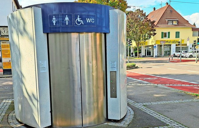 iele Menschen in Deutschland sind mit dem Zustand und der Verfügbarkeit öffentlicher Toiletten unzufrieden (Symbolfoto).<span class='image-autor'>Foto: Dirk Herrmann/dpa</span>