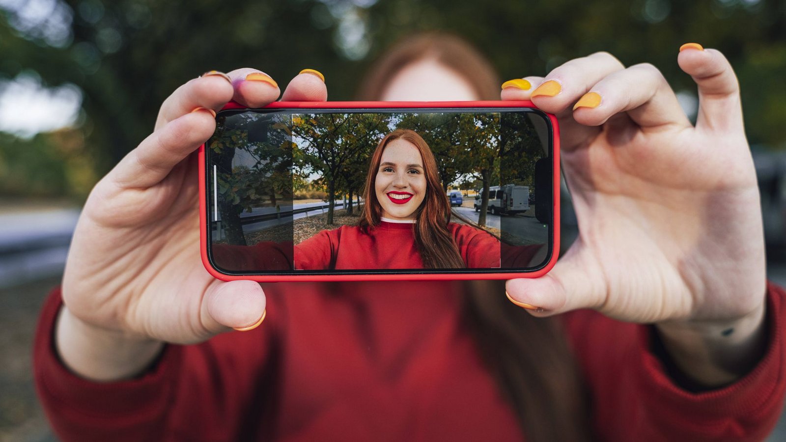 Selfies: Es geht auch um eine Öffnung anderen gegenüber.Foto: imago//Alena Kuznetsova Selfies: Es geht auch um eine Öffnung anderen gegenüber.Foto: imago//Alena Kuznetsova