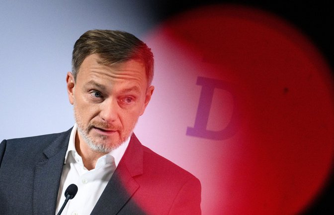 FDP-Chef Christian Lindner muss um das Überleben seiner Partei kämpfen.<span class='image-autor'>Foto: dpa/Bernd von Jutrczenka</span>