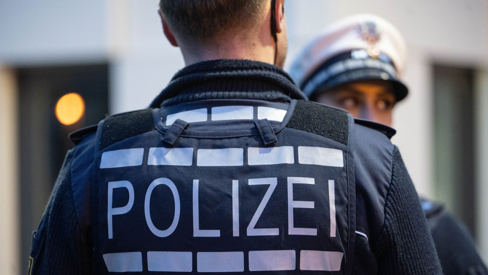 In Crailsheim wurde am Donnerstag ein aggressiver Ladendieb von der Polizei niedergeschossen (Symbolfoto).Foto: picture alliance/dpa/Marijan Murat In Crailsheim wurde am Donnerstag ein aggressiver Ladendieb von der Polizei niedergeschossen (Symbolfoto).Foto: picture alliance/dpa/Marijan Murat