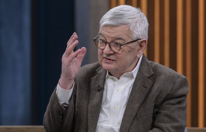 Joschka Fischer spricht sich heute für die Rückkehr der Wehrpflicht aus (Archivbild).<span class='image-autor'>Foto: IMAGO/HMB-Media/IMAGO/Uwe Koch</span>