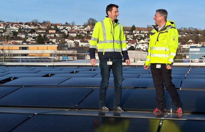 Gute Stimmung über den Dächern Vaihingens: Projektleiter Markus Wesner (links) und Werkleiter Joachim Wulff. <span class='image-autor'>Fotos: Kauer</span>