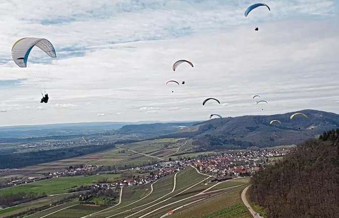 Nach getaner Arbeit gingen viele Vereinsmitglieder in die Luft.  Fotos: p