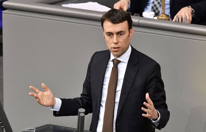 Nach viel Kritik:  Der SPD-Bundestagsabgeordnete Nils Schmid löscht seine Posts vom Besuch bei den Grauen Wölfen.<span class='image-autor'>Foto: imago images//Frederic Kern</span>