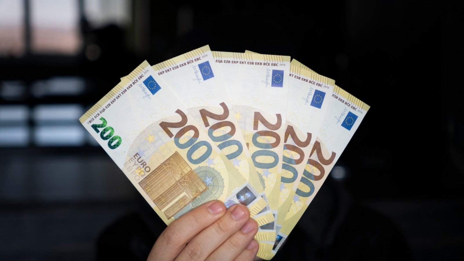 Bekommen auch Rentner den Bonus?Foto: Melnikov Dmitriy / shutterstock.com