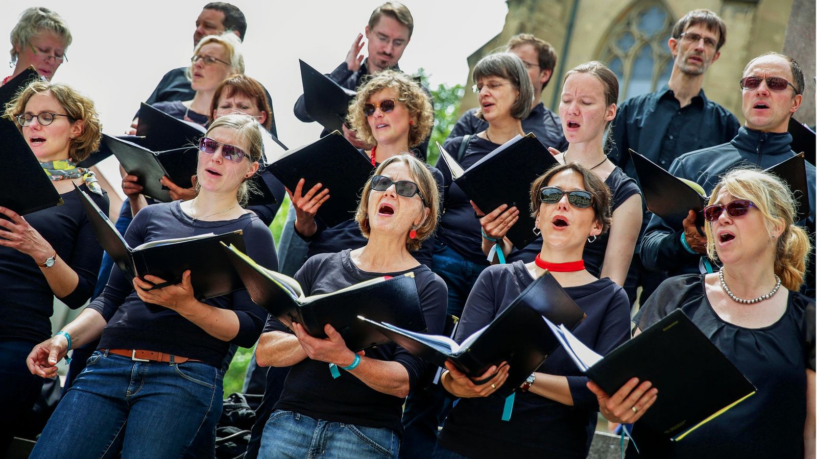 Singen in der Gemeinschaft macht Spaß – hier beim Deutschen Chorfest in StuttgartFoto: Lichtgut/Leif Piechowski Singen in der Gemeinschaft macht Spaß – hier beim Deutschen Chorfest in StuttgartFoto: Lichtgut/Leif Piechowski