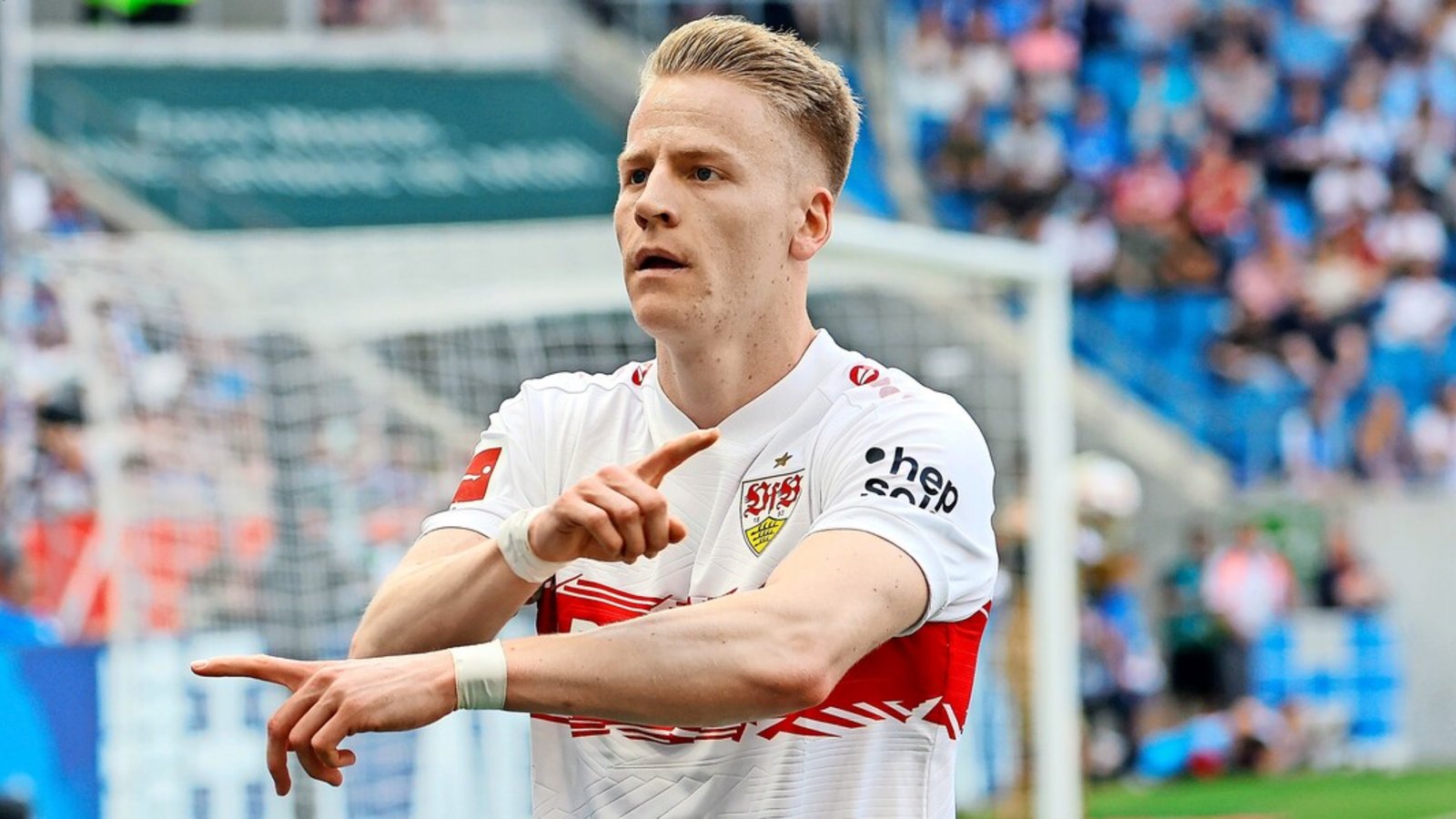 VfB-Offensivspieler Chris Führich bietetFoto: Baumann VfB-Offensivspieler Chris Führich bietetFoto: Baumann