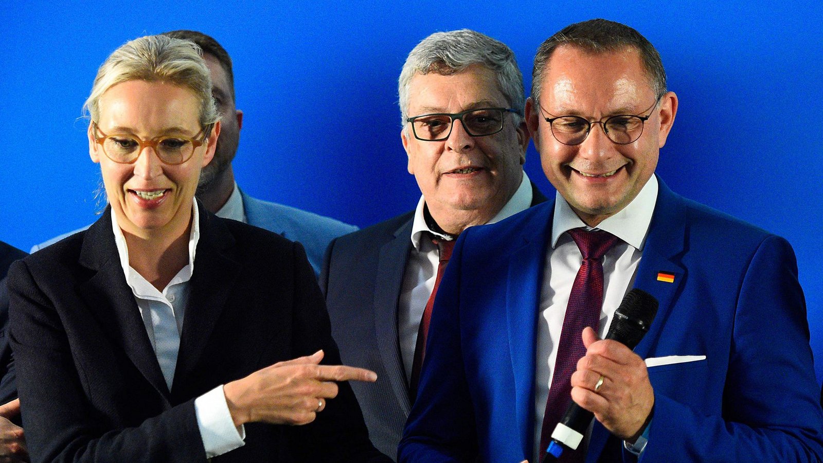 Wiedergewähltes Duo: Alice Weidel und Tino Chrupalla bleiben Vorsitzende der AfD.Foto: AFP/VOLKER HARTMANN