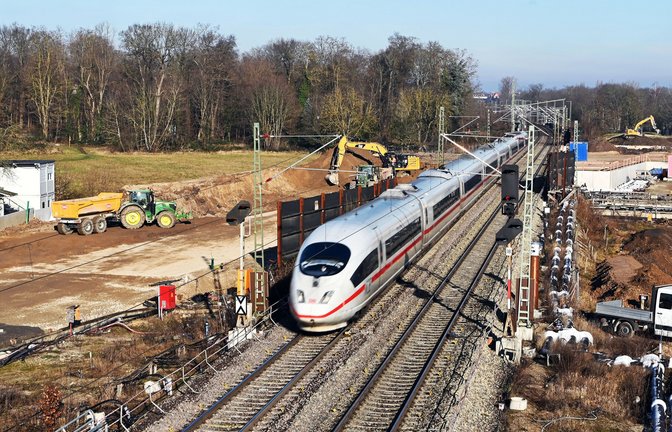 An der Bahntunnelbaustelle der Rheintalbahn bei Rastatt gehen die Arbeiten nur schleppend voran.<span class='image-autor'>Foto: dpa/Uli Deck</span>