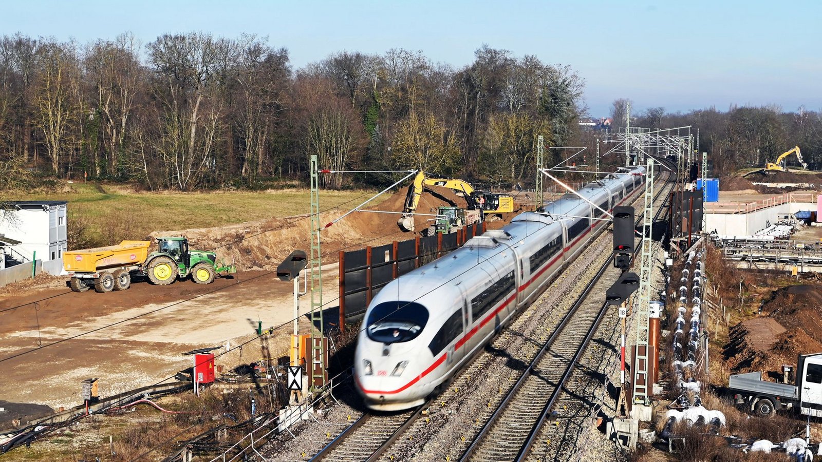 An der Bahntunnelbaustelle der Rheintalbahn bei Rastatt gehen die Arbeiten nur schleppend voran.Foto: dpa/Uli Deck