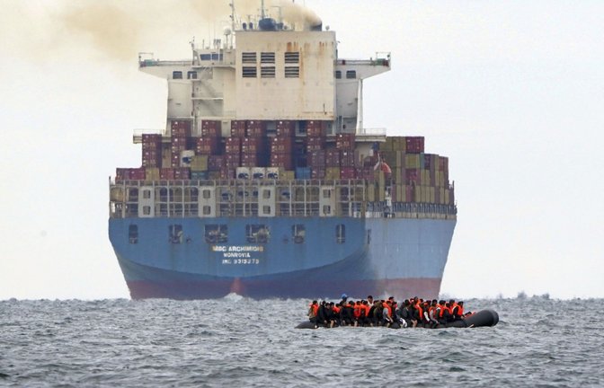 Innerhalb der EU wird über den Umgang mit Migranten weiterhin gestritten. (Archivbild)<span class='image-autor'>Foto: dpa/Gareth Fuller</span>