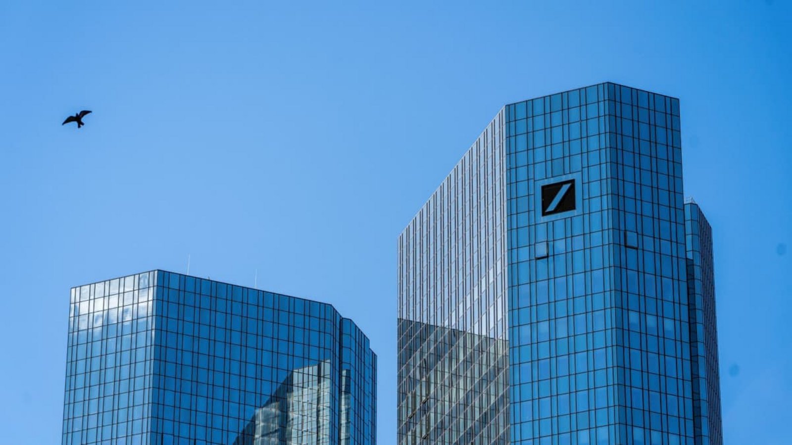 Deutsche Bank: Auch die Zwischenbilanz für das dritte Quartal fällt positiv aus. (Archivbild)Andreas Arnold/dpa Deutsche Bank: Auch die Zwischenbilanz für das dritte Quartal fällt positiv aus. (Archivbild)Andreas Arnold/dpa