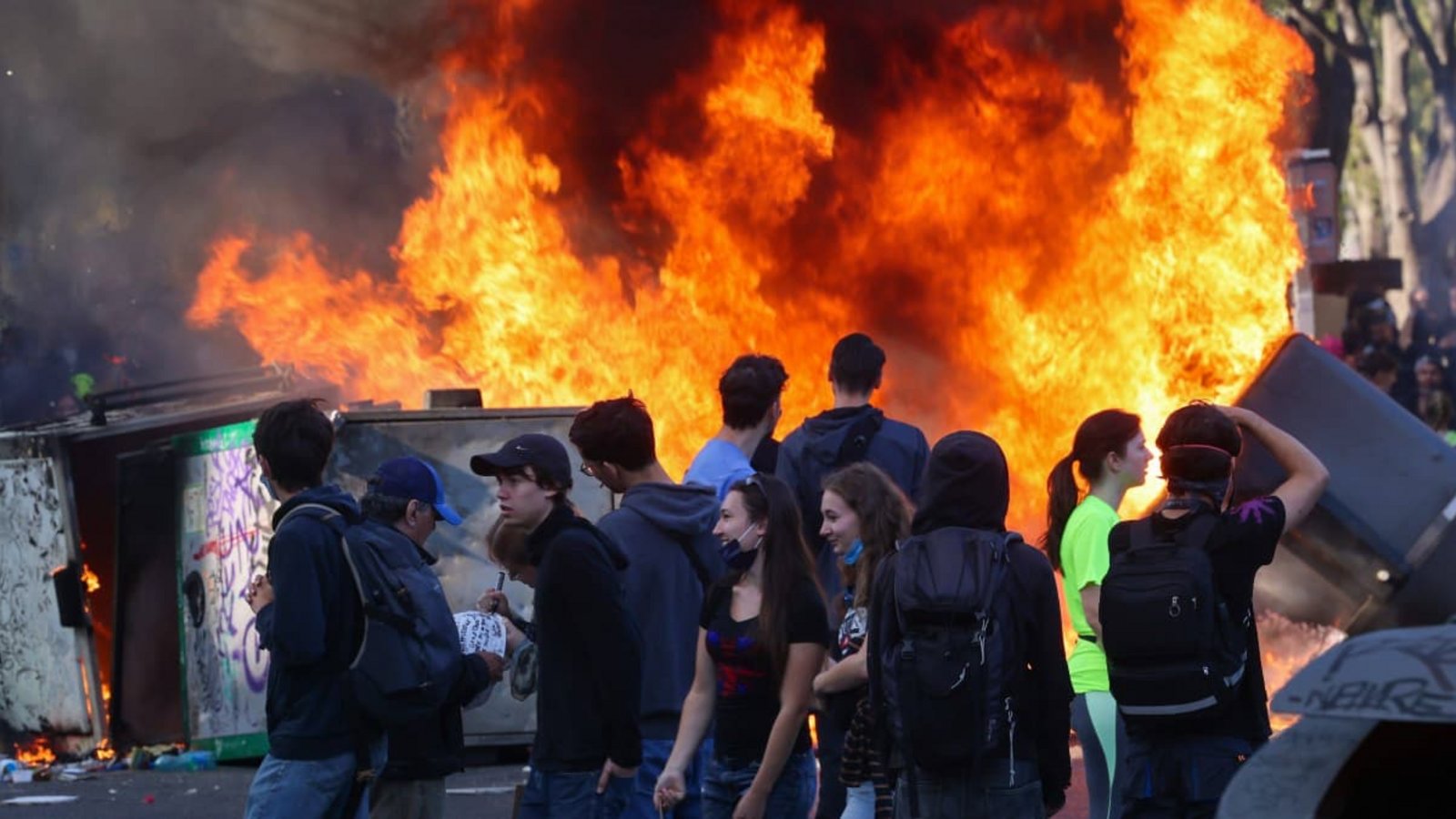 Auch in Marseille eskalierten die Proteste am 17. Oktober – droht ein solches Szenario auch in Deutschland?IMAGO/Gilles BADER Auch in Marseille eskalierten die Proteste am 17. Oktober – droht ein solches Szenario auch in Deutschland?IMAGO/Gilles BADER