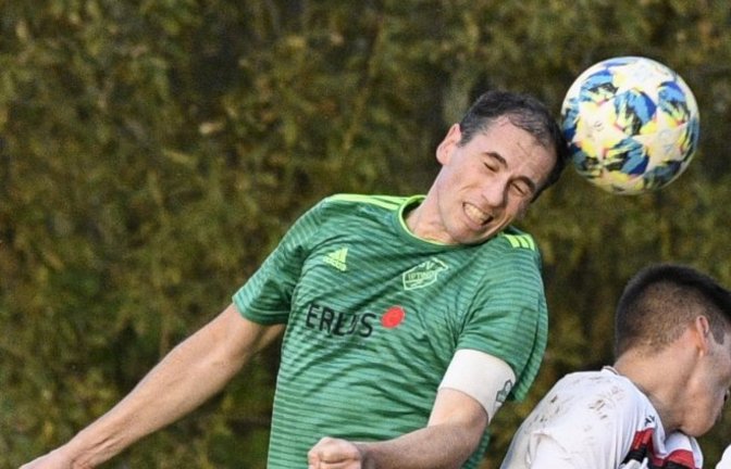 Benjamin Rapp (links) ist nicht nur mit dem Ball am Fuß stark. <span class='image-autor'>Foto: Leitner</span>