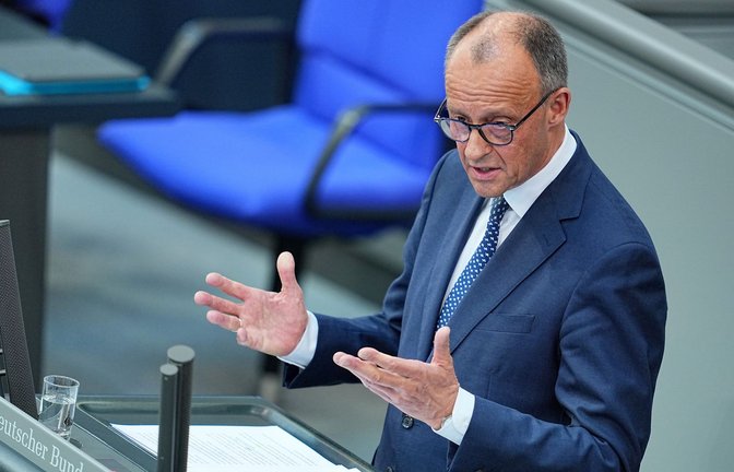 Bei Reformen im Verzug: Bundeskanzler Friedrich Merz während seiner Regierungserklärung im Bundestag.<span class='image-autor'>Foto: picture alliance/dpa</span>