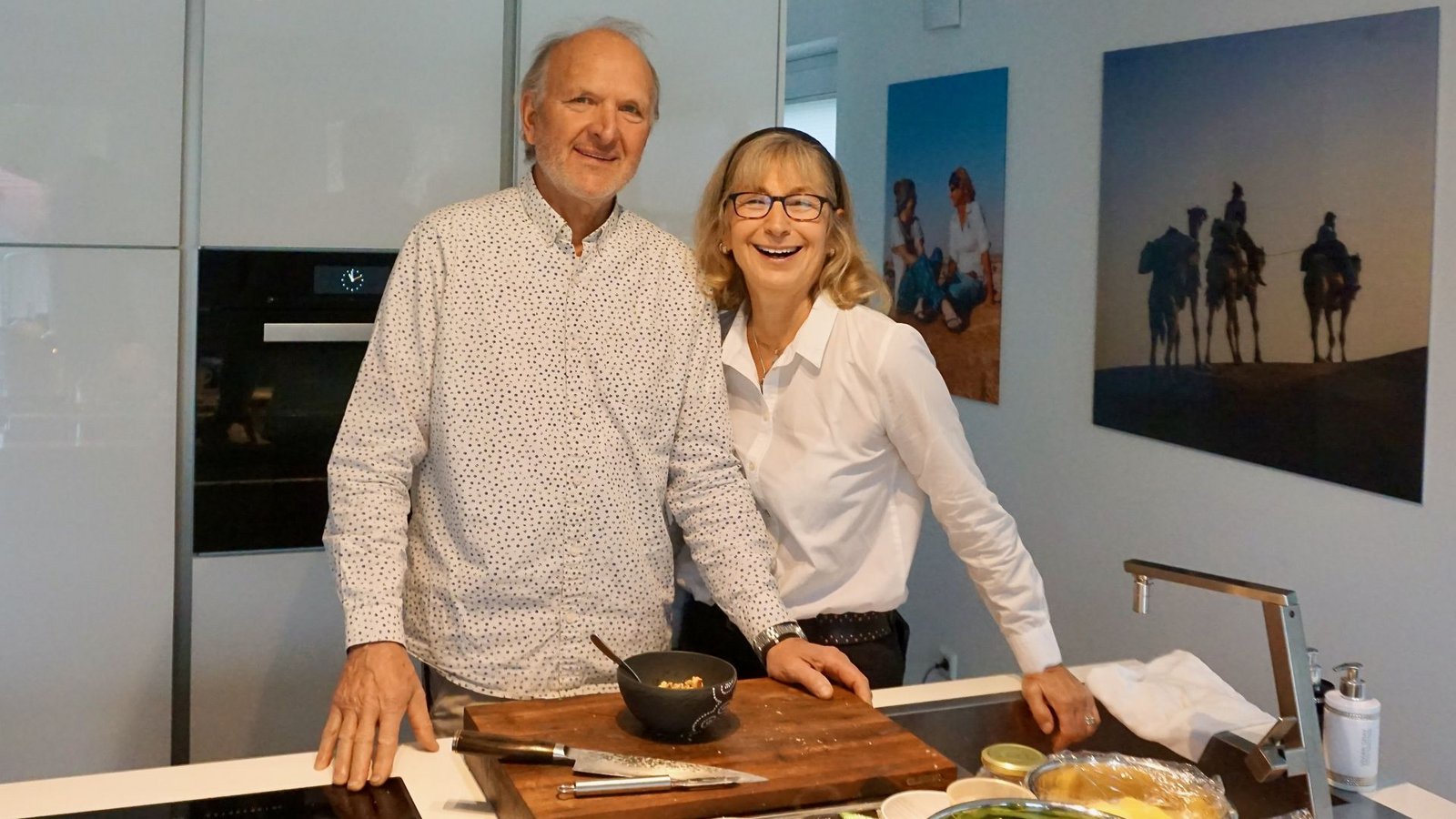 „Glück ist eine Entscheidung“: Jörg Lorz und Ilona Cwik-Lorz beim KochenFoto: Marion Brucker