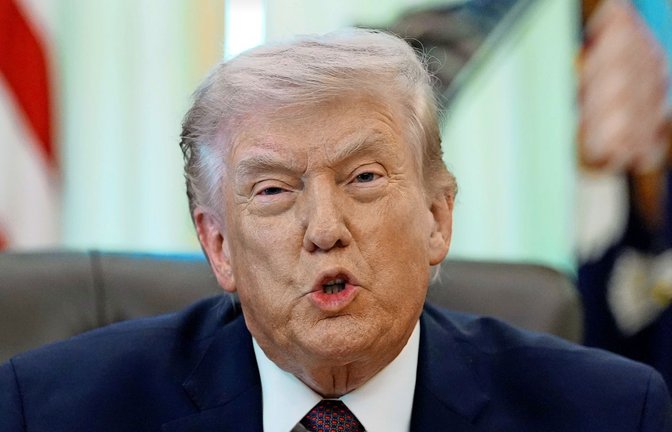 Nach Kritik hat Trump ein Bild von sich in Online-Netzwerken löschen lassen, das ihn als Jesus Christus zeigt (Archivfoto).<span class='image-autor'>Foto: Alex Brandon/AP/dpa/Alex Brandon</span>