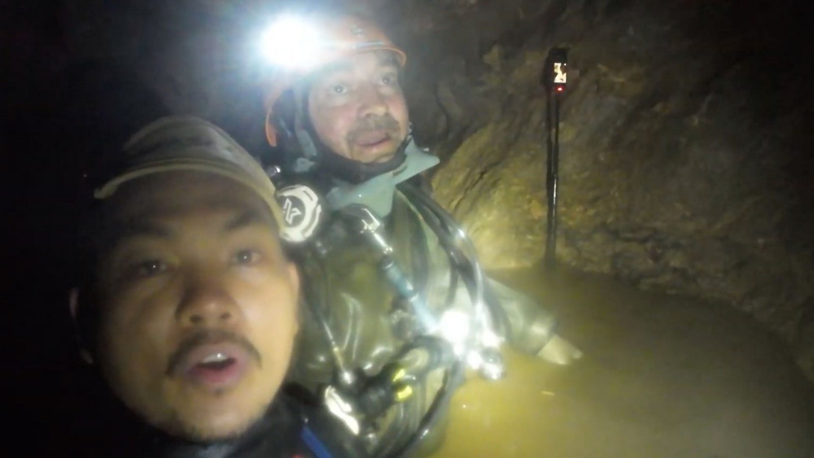 Retter hatten die fünf Männer am Mittwoch in der Höhle entdeckt.Foto: Uncredited/Benz Norrased Palasing Seascout Diving/AP/dpa Retter hatten die fünf Männer am Mittwoch in der Höhle entdeckt.Foto: Uncredited/Benz Norrased Palasing Seascout Diving/AP/dpa