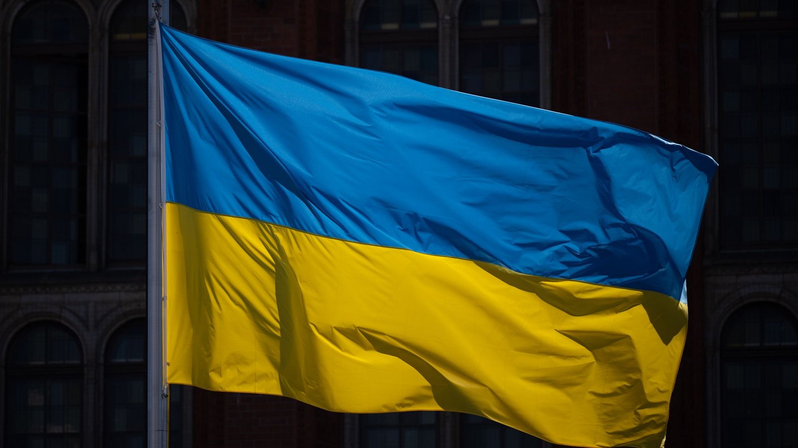 Aus der Ukraine kamen besonders viele Menschen. (Symbolbild)Foto: Monika Skolimowska/dpa Aus der Ukraine kamen besonders viele Menschen. (Symbolbild)Foto: Monika Skolimowska/dpa