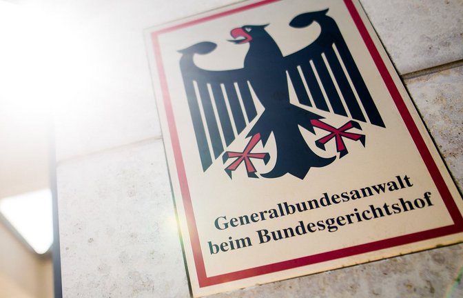 Die Bundesanwaltschaft wirft einem irakischen Ehepaar u.a. Kriegsverbrechen und Kindesmissbrauch vor. Beide sollen dem IS angehört haben (Symbolfoto).<span class='image-autor'>Foto: dpa/Christoph Schmidt</span>