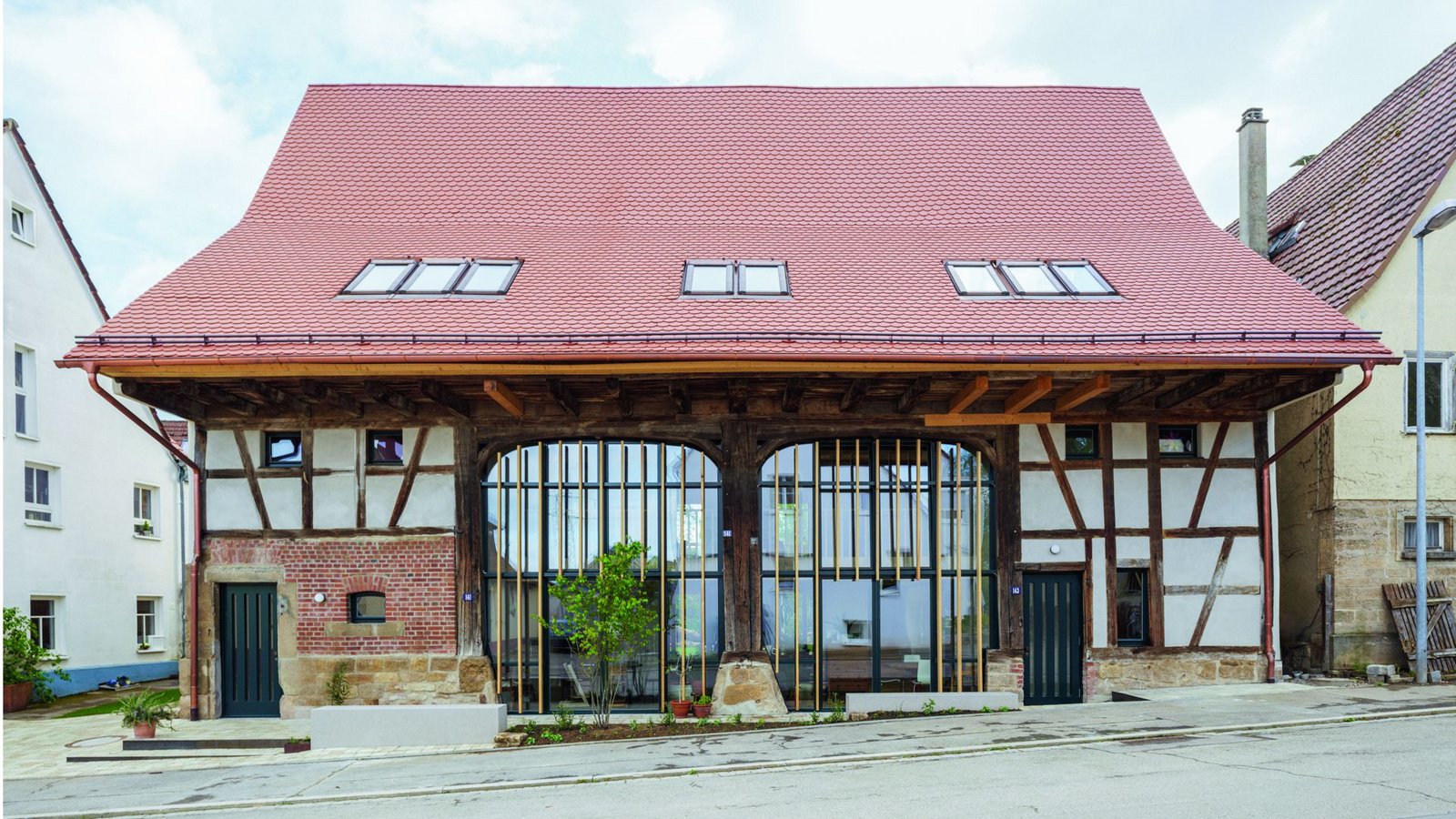 Besondere Anerkennung: „Doppelscheune“ in Tübingen von KO/OK Architektur (Tübingen).Foto: Sebastian Schels Besondere Anerkennung: „Doppelscheune“ in Tübingen von KO/OK Architektur (Tübingen).Foto: Sebastian Schels