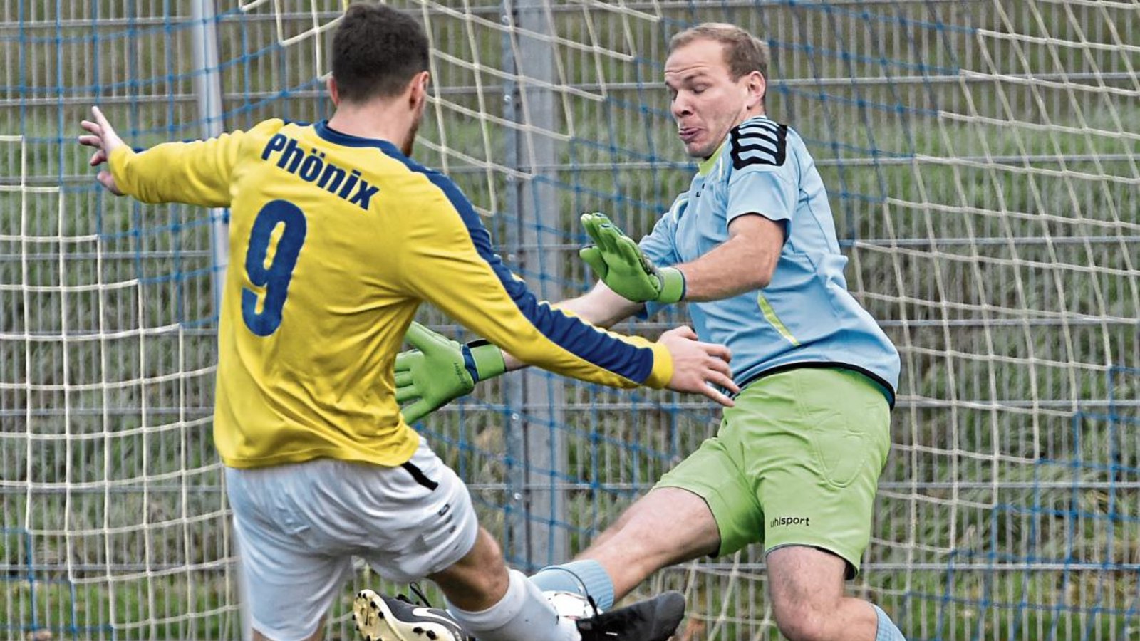 Gündelbachs Torwart Falk Zeeh (rechts) wird alles dafür tun, dass seine Mannschaft die Vorrunde beim Stadtpokal übersteht. Foto: Leitner