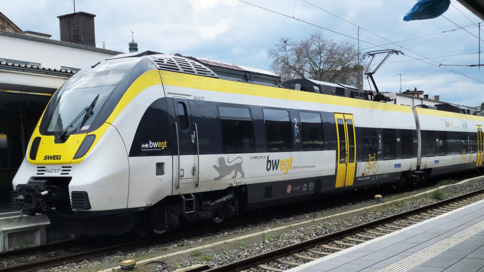 Die Schiene als Lösung? Der Kreistag des Enzkreis sieht den überdurchschnittlich hohen motorisierten Individualverkehr als Problem in Sachen nachhaltige Entwicklung. Foto: Friedrich Die Schiene als Lösung? Der Kreistag des Enzkreis sieht den überdurchschnittlich hohen motorisierten Individualverkehr als Problem in Sachen nachhaltige Entwicklung. Foto: Friedrich