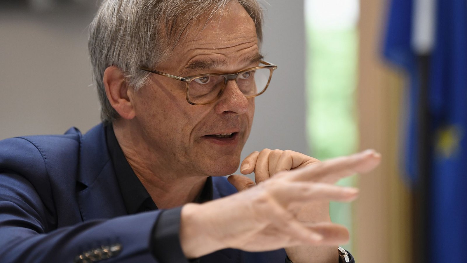 Mit Personalvorschlag bei der CDU aufgelaufen: Grünen-Staatssekretär HoogvlietFoto: Michael H. Ebner / LIPICOM Mit Personalvorschlag bei der CDU aufgelaufen: Grünen-Staatssekretär HoogvlietFoto: Michael H. Ebner / LIPICOM