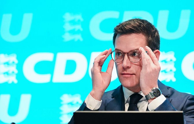 Der CDU-Spitzenkandidat Manuel Hagel will Gerhard Schröder getroffen haben – erst vor Wochen, dann vor Jahren.<span class='image-autor'>Foto: Bernd Weißbrod/dpa</span>