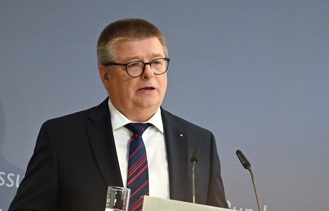 Verfassungsschutzpräsident Thomas Haldenwang sieht zahlreiche Herausforderungen für die Sicherheitslage.<span class='image-autor'>Foto: Britta Pedersen/dpa/Britta Pedersen</span>