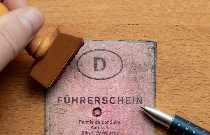 Bis 2033 müssen die alten Führerscheine umgetauscht werden.<span class='image-autor'>Foto: SLindenau / shutterstock.com</span>