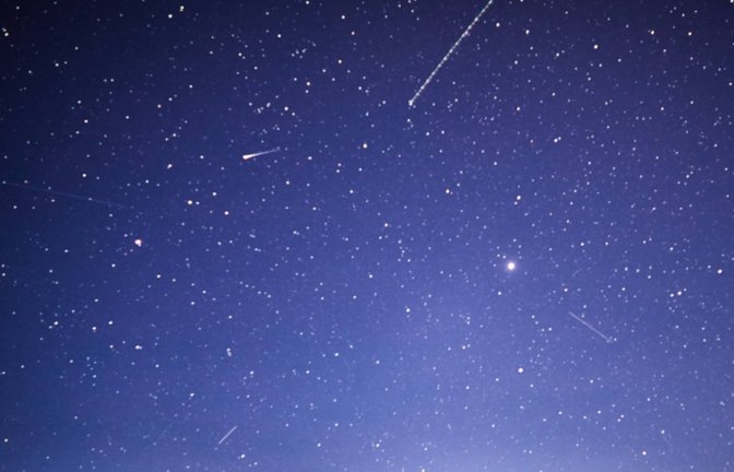 Im November findet wieder der Leoniden-Sternschnuppenschwarm statt. Alles Wichtige zum Meteorschauer in Deutschland im Überblick.<span class='image-autor'>Foto: Eliyahu Ungar-Sargon / Shutterstock.com</span>