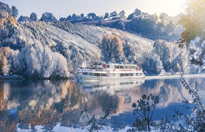 Auch im Winter sind die beheizten Schiffe der Cannstatter Neckarflotte unterwegs.<span class='image-autor'>Foto: /Neckar-Käpt’n</span>