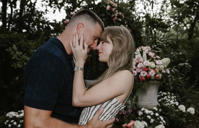 Unter anderem mit diesem Bild auf Instagram gab Taylor Swift bekannt, dass sie sich verlobt hat.<span class='image-autor'>Foto: IMAGO/ZUMA Press Wire/Copyright: xTaylorxSwiftxandxTravisxKelcex</span>