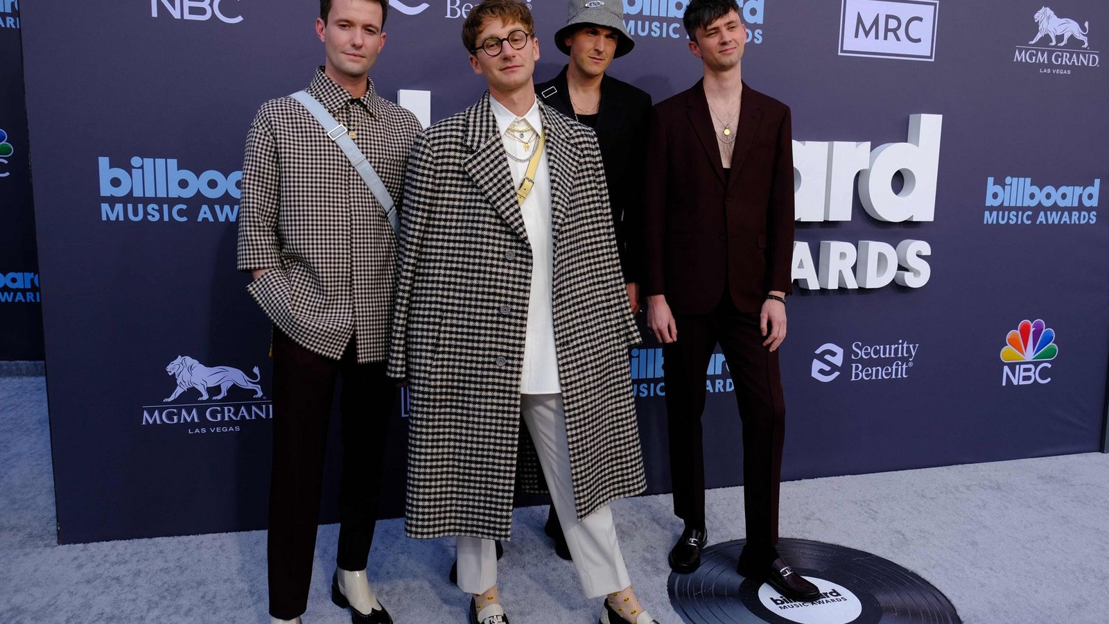 Die britische Rockband Glass Animals (Dave Bayley, Joe Seaward, Ed Irwin-Singer and Drew MacFarlane) bei den Billboard Music Awards 2022. Sie gewannen den Award für Top Rock Artist.Foto: AFP/MARIA ALEJANDRA CARDONA