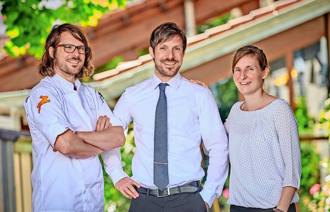 Sie nennen sich „die jungen Hasen“: Die Geschwister Gerhard, Arnold und Margrit Nölly haben 2019 den Betrieb der Eltern in Herrenberg übernommen.<span class='image-autor'>Foto: Hotel Gasthof Hasen</span>