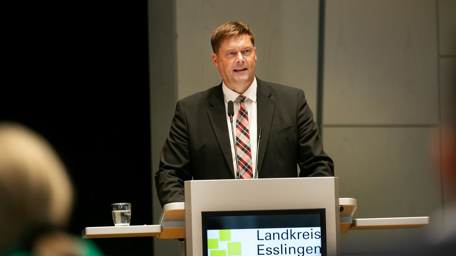 Eigentlich wollte Peter Rosenberger Landrat von Esslingen werden. Jetzt muss er sich in Horb erneut zur Wahl stellen.Foto: Ines Rudel Eigentlich wollte Peter Rosenberger Landrat von Esslingen werden. Jetzt muss er sich in Horb erneut zur Wahl stellen.Foto: Ines Rudel