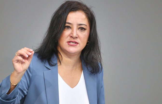 Gökay Akbulut hat Ärger mit VfB-Fans – und jetzt mit der Justiz.<span class='image-autor'>Foto: IMAGO/dts Nachrichtenagentur</span>