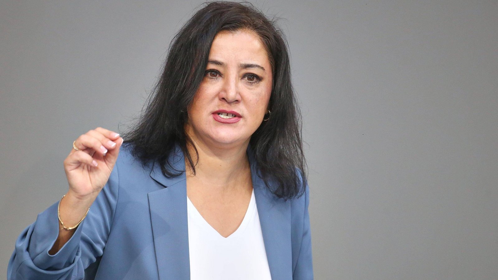 Gökay Akbulut hat Ärger mit VfB-Fans – und jetzt mit der Justiz.Foto: IMAGO/dts Nachrichtenagentur