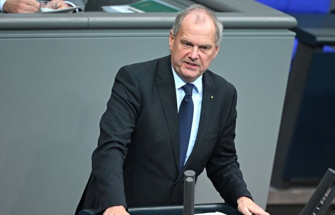 Fritz Güntzler (CDU/CSU) spricht im Deutschen Bundestag. (Archivbild).<span class='image-autor'>Elisa Schu/dpa</span>