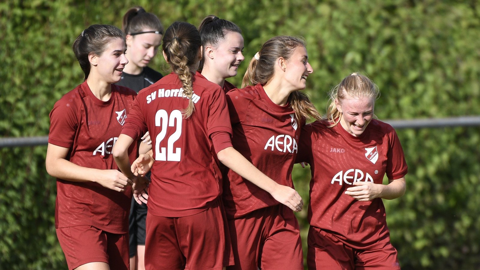 Gleich fünf Mal jubeln dürfen die Spielerinnen des SV Horrheim im letzten Saisonspiel beim FSV Ossweil. Foto: Archiv/Leitner Gleich fünf Mal jubeln dürfen die Spielerinnen des SV Horrheim im letzten Saisonspiel beim FSV Ossweil. Foto: Archiv/Leitner