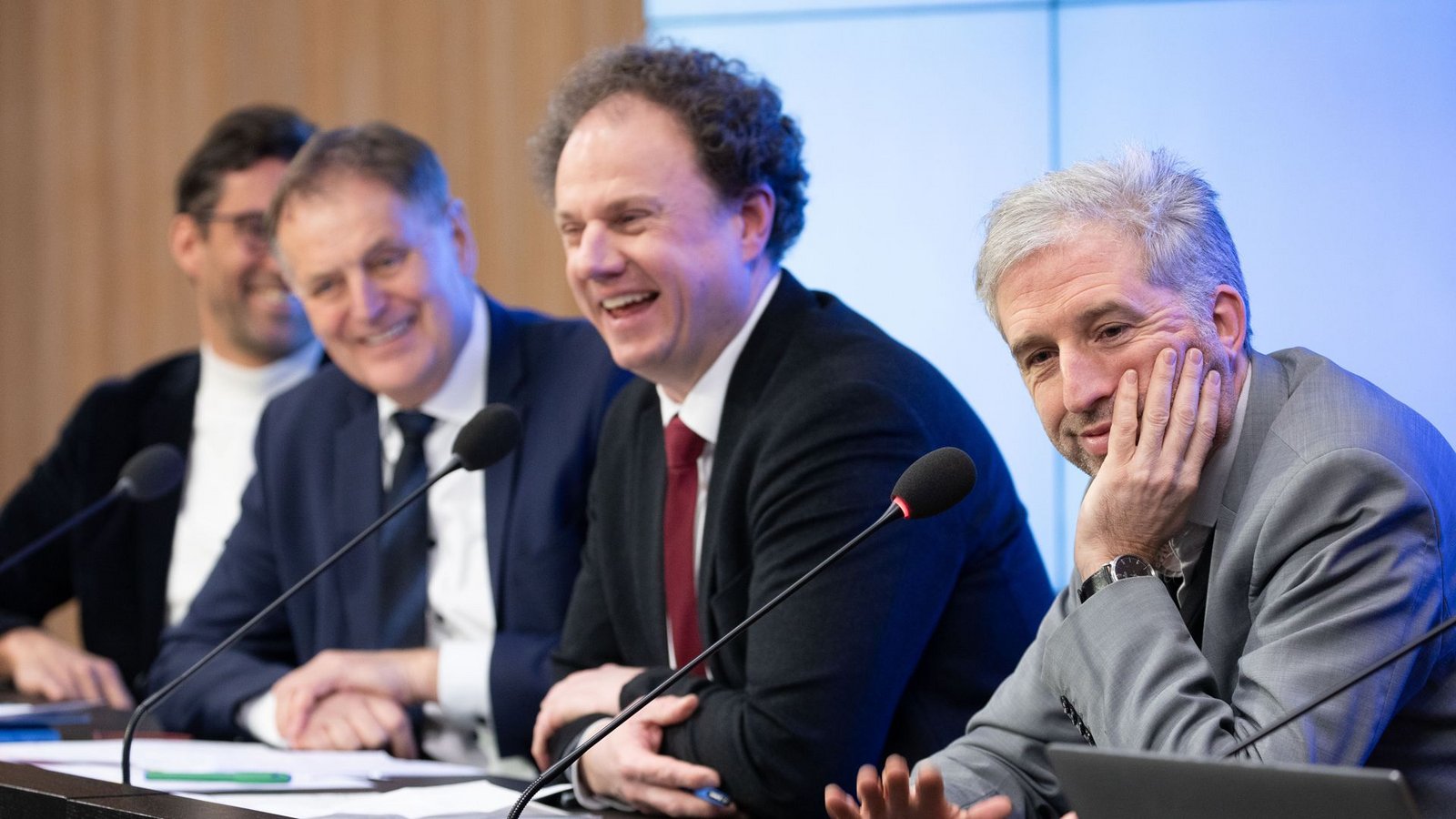 Die Oberbürgermeister Matthias Klopfer (SPD, Esslingen), Richard Arnold (CDU, Schwäbisch Gmünd), Matthias Knecht (Ludwigsburg), Boris Palmer (Tübingen) (von links).Foto: Lichtgut/Leif Piechowski