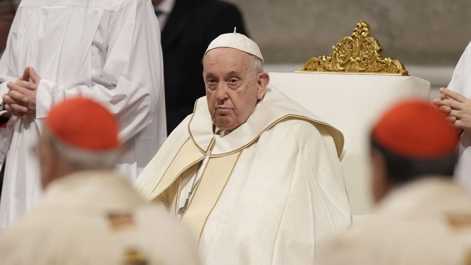 Der Papst spricht sich für eine humanitäre Waffenruhe aus.Foto: dpa/Andrew Medichini