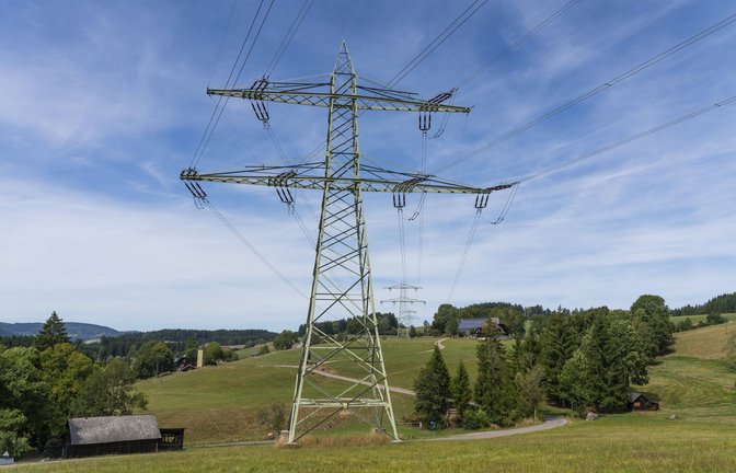 Baden-Württemberg ist auf Strom aus dem Norden Deutschlands und aus dem Ausland angewiesen.<span class='image-autor'>Foto: imago//Volker Hohlfeld</span>