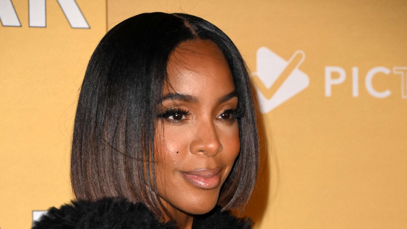 Kelly Rowland wurde mit dem „amfAR Award of Courage“ ausgezeichnetFoto: AFP/ROBYN BECK Kelly Rowland wurde mit dem „amfAR Award of Courage“ ausgezeichnetFoto: AFP/ROBYN BECK