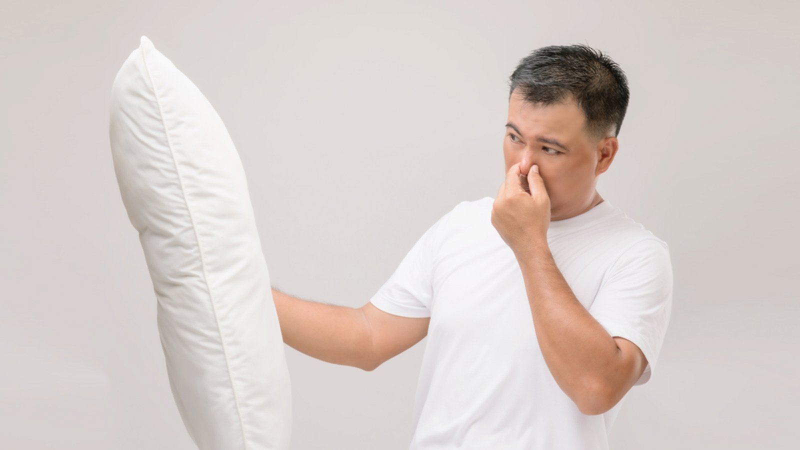 Was hilft gegen den Geruch?Foto: SKT Studio / shutterstock.com Was hilft gegen den Geruch?Foto: SKT Studio / shutterstock.com